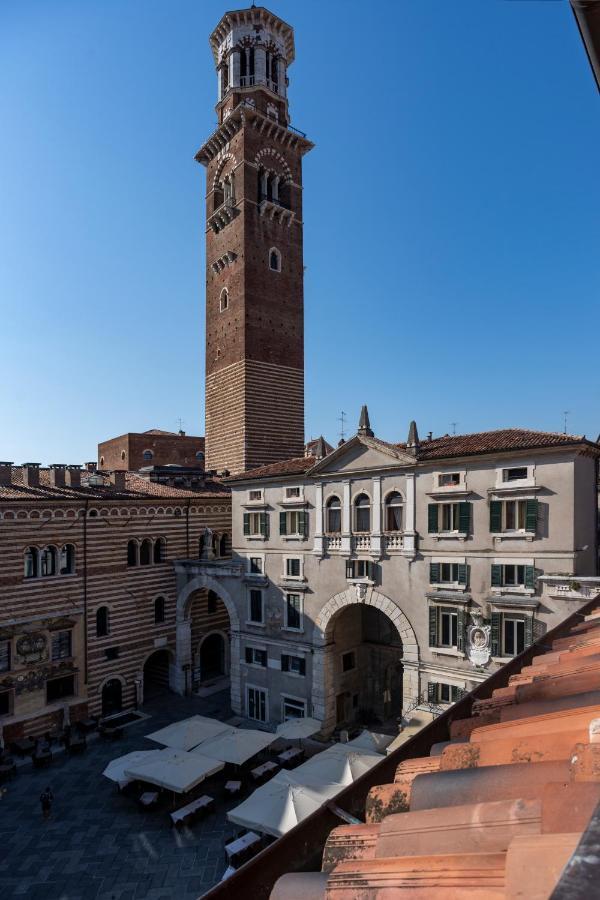 Lords Of Verona Luxury Apartments Exterior photo